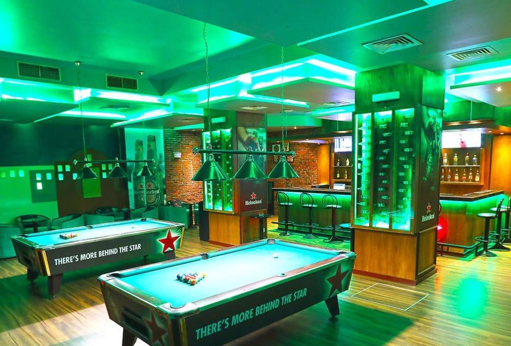Delmon International Hotel Манама Екстериор снимка