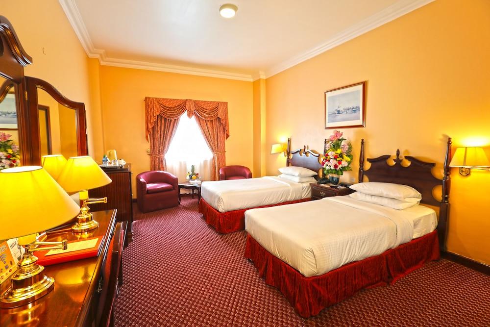 Delmon International Hotel Манама Екстериор снимка